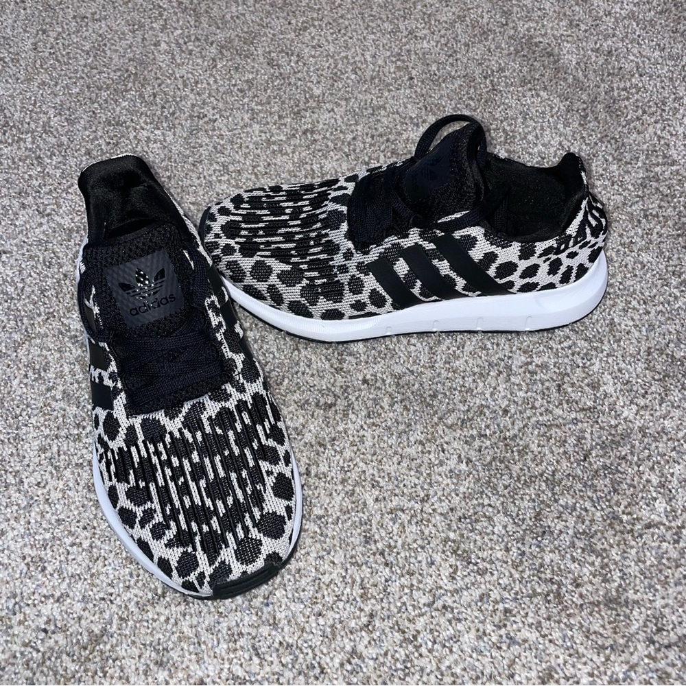 Adidas Swift Run Leopard Sneakers - Size 6